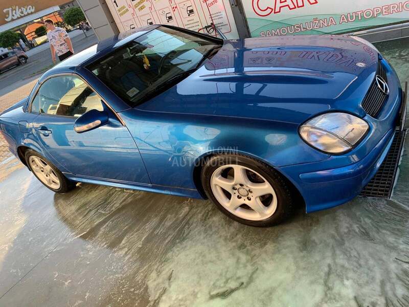 Mercedes Benz SLK 200 