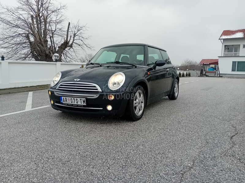MINI Cooper 
