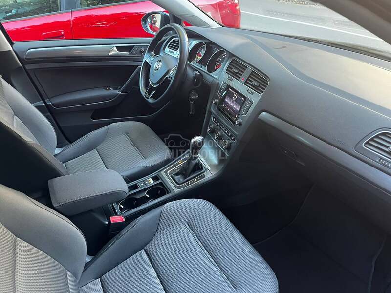 Volkswagen Golf 7 1.6 tdi DSG