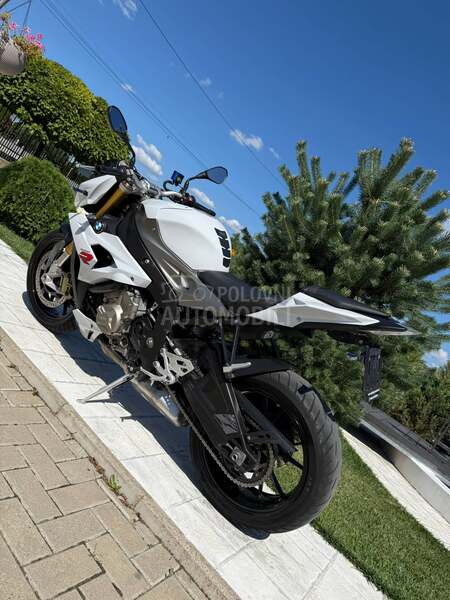 BMW s1000r CH