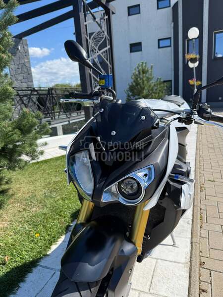 BMW s1000r CH