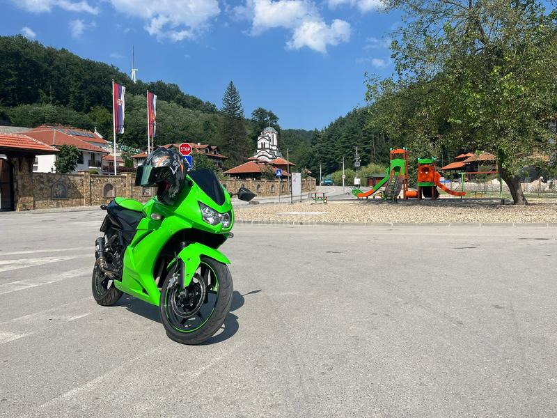 Kawasaki ninja 250r