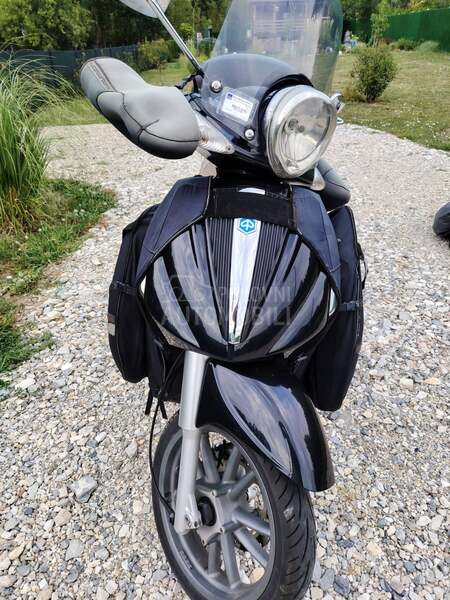 Piaggio Beverly 250 ie Tourer