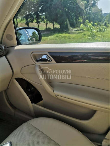 Mercedes Benz C 200 1.8 Elegance