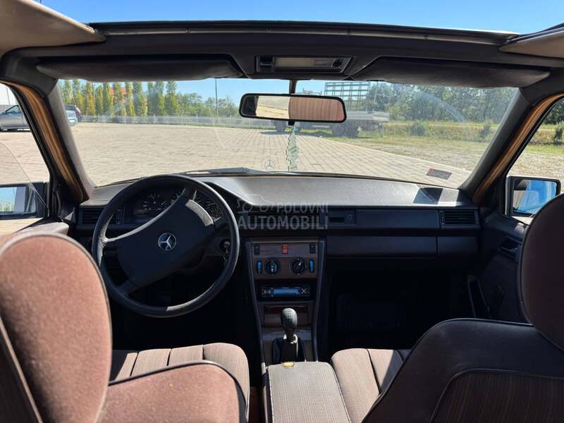Mercedes Benz W124 2.5 TD