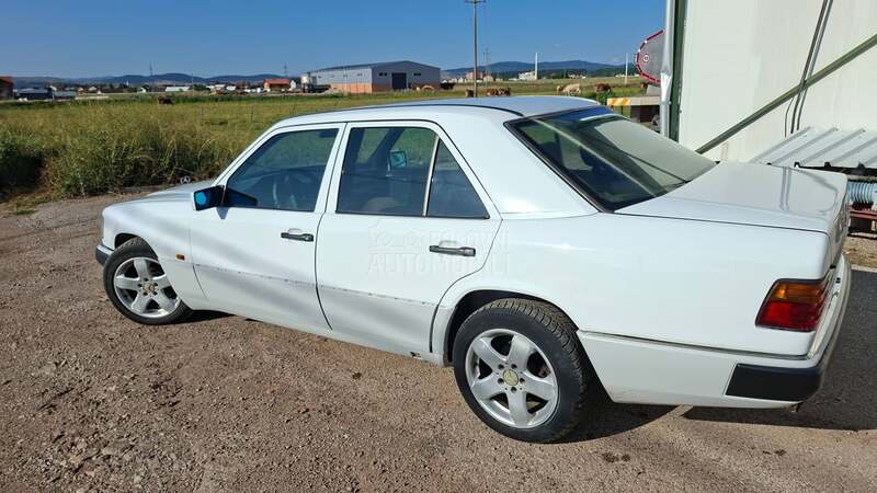Mercedes Benz E 124 250 turbo
