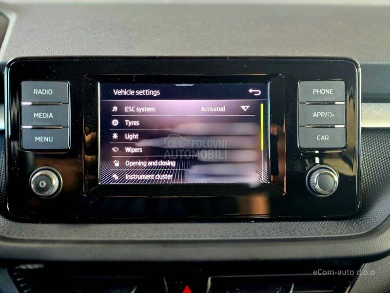 Škoda Fabia 1.0 TSI AMBITION DSG