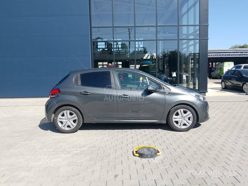 Peugeot 208 Style