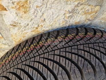 Goodyear 175/65 R15 Zimska