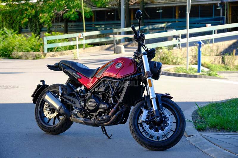 Benelli Leoncino 500