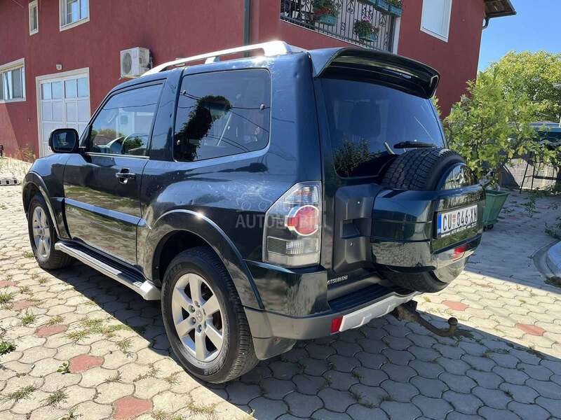 Mitsubishi Pajero 