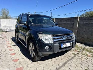 Mitsubishi Pajero 