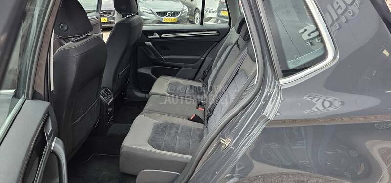 Volkswagen Golf Sportsvan 1.6 TDI DSG