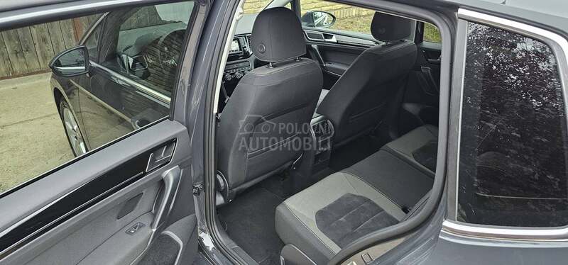 Volkswagen Golf Sportsvan 1.6 TDI DSG
