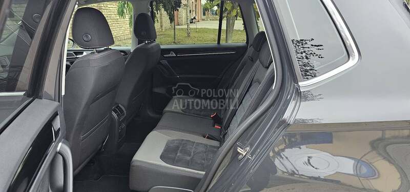 Volkswagen Golf Sportsvan 1.6 TDI DSG