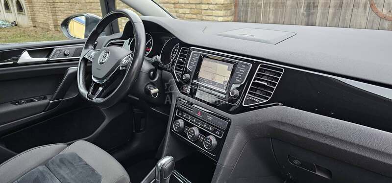 Volkswagen Golf Sportsvan 1.6 TDI DSG