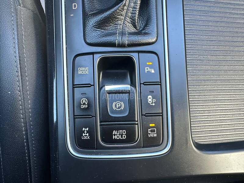 Kia Sorento 2.2 CRDI  A/T  4x4