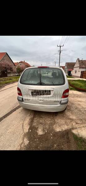 Delovi