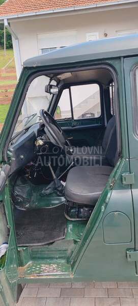 UAZ 469 