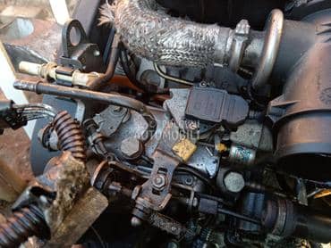 Glava i blok motora za Peugeot 206, 307, 406 ...