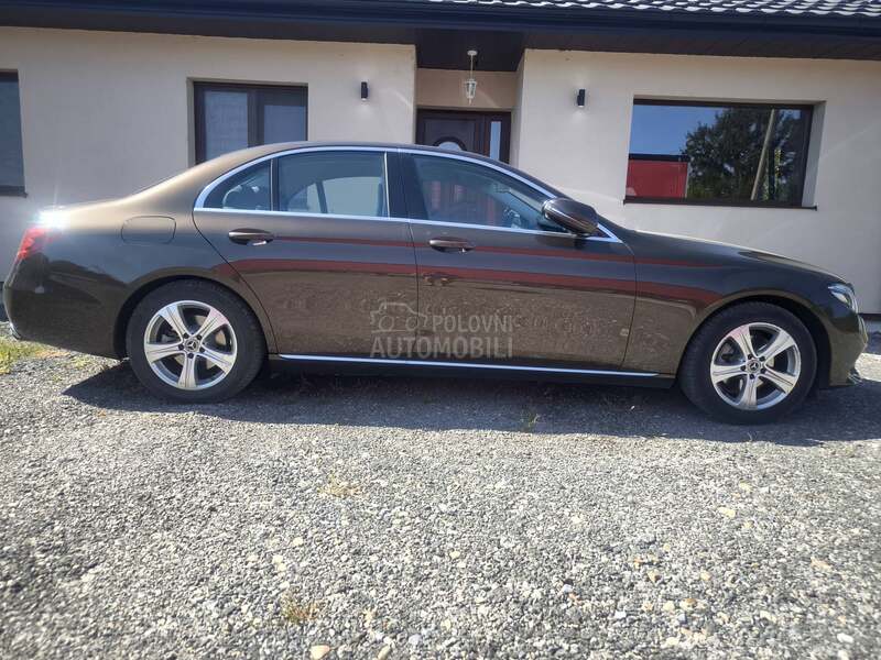 Mercedes Benz E 220 de