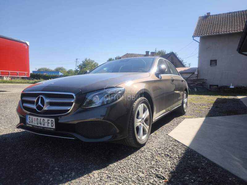 Mercedes Benz E 220 de
