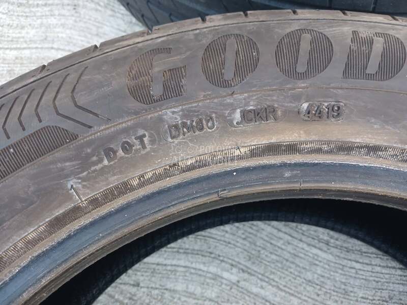 Goodyear 225/55 R17 Letnja