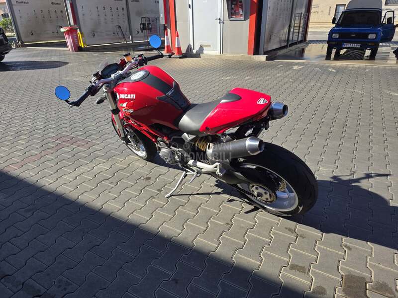 Ducati monster 1100