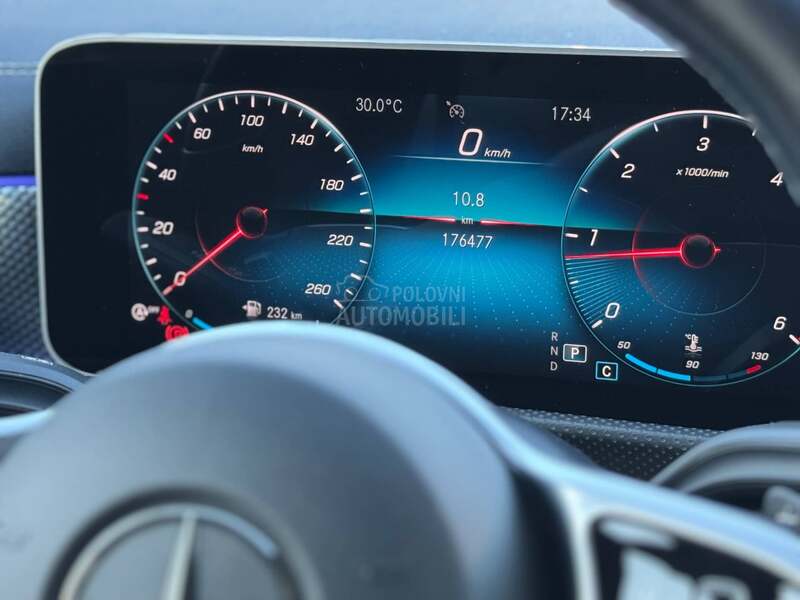 Mercedes Benz CLA 200 d 8G  AMBI/LED/KAM