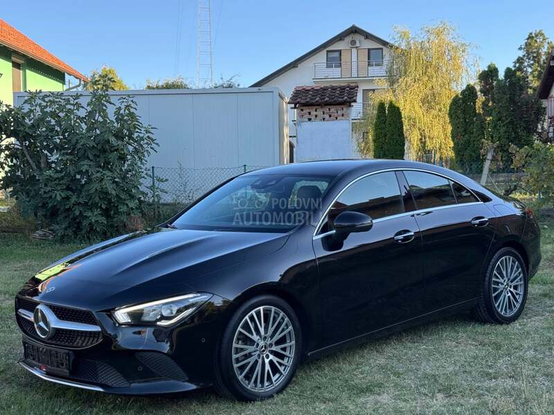 Mercedes Benz CLA 200 d 8G  AMBI/LED/KAM
