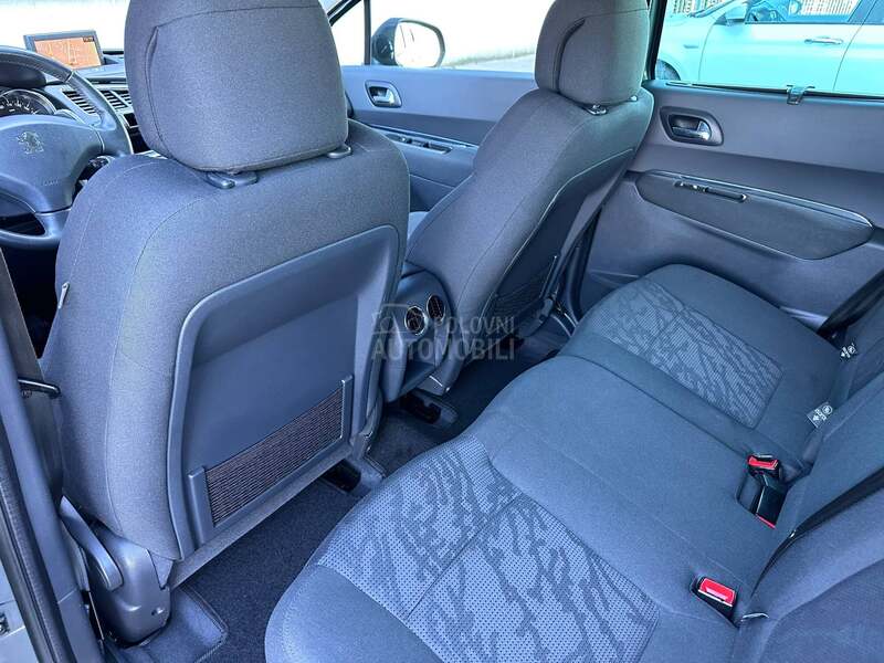 Peugeot 3008 1.6hdi/AUT/188h.k.m