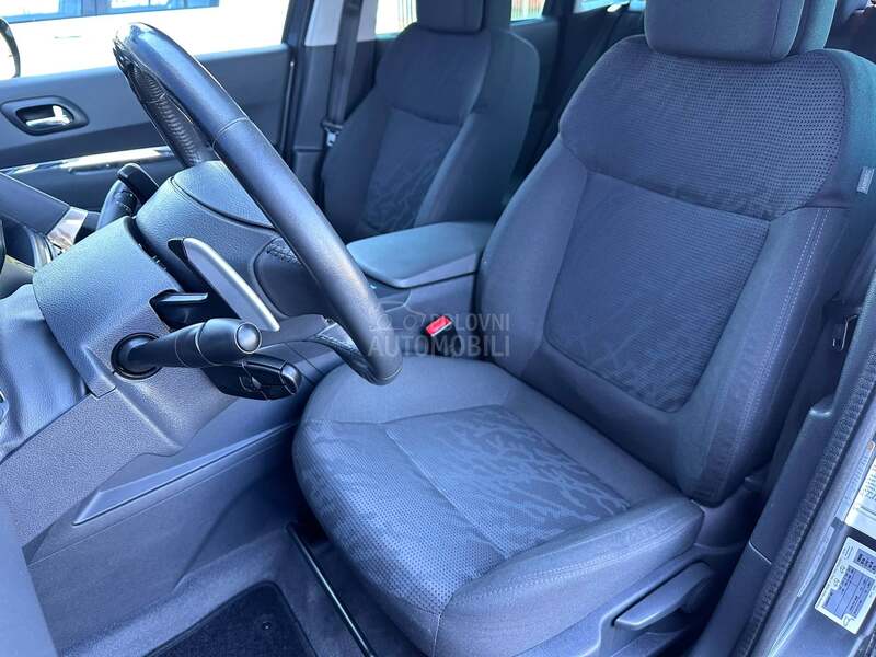 Peugeot 3008 1.6hdi/AUT/188h.k.m