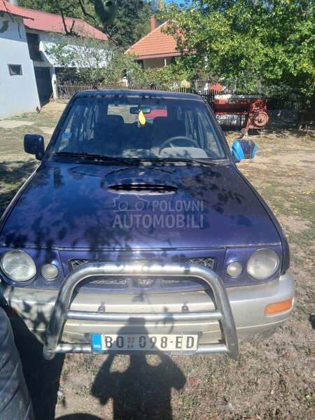 Nissan Terrano 