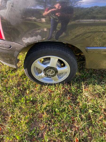 Nissan Micra u dobrom stanju