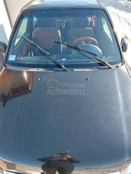 Nissan Micra u dobrom stanju
