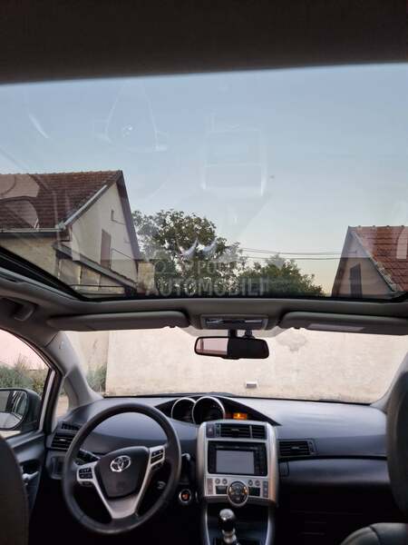 Toyota Verso 