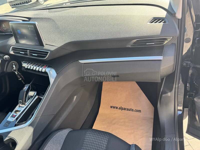 Peugeot 3008 1.5 HDI