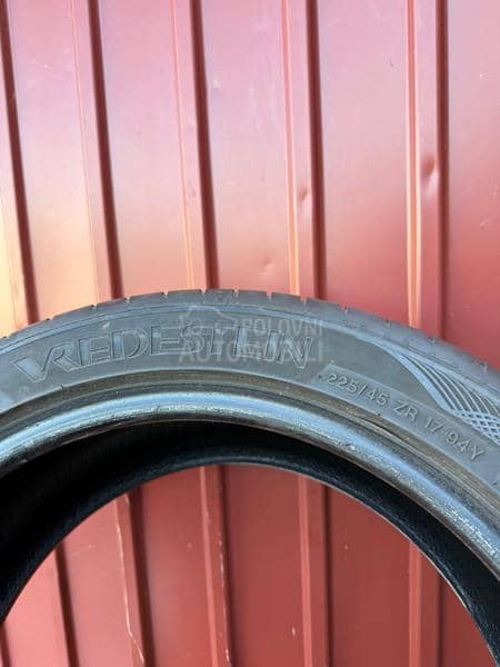 Vredestein 225/45 R17 Letnja
