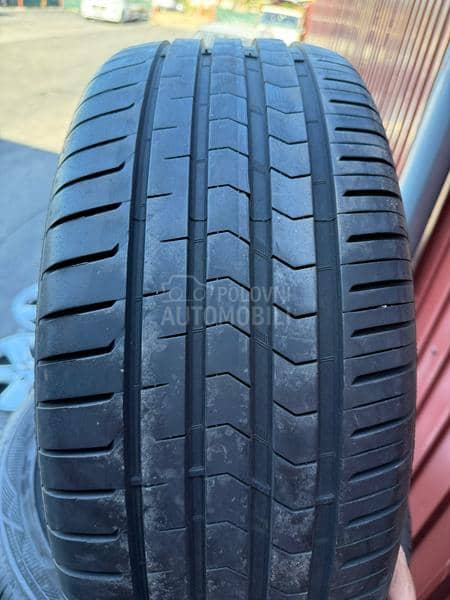 Vredestein 225/45 R17 Letnja