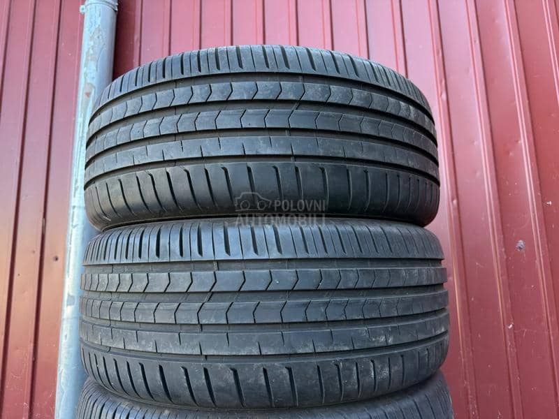 Vredestein 225/45 R17 Letnja
