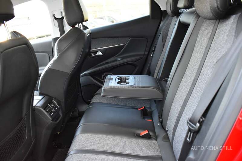 Peugeot 3008 1.6Hdi Allure MT