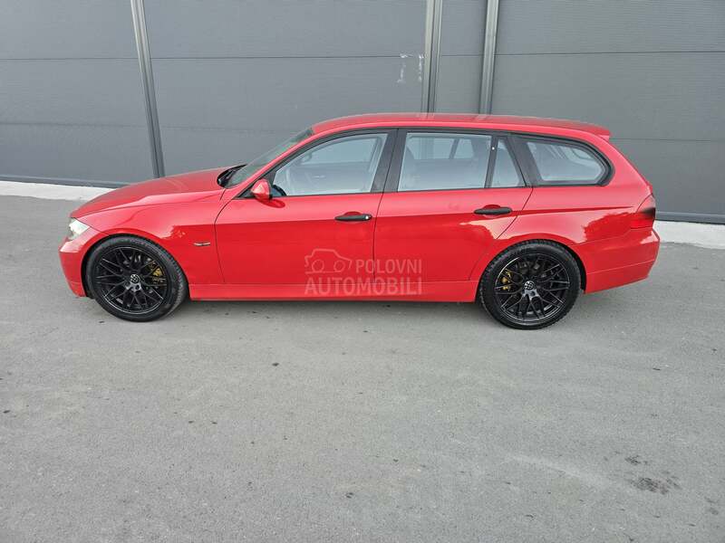 BMW 320 