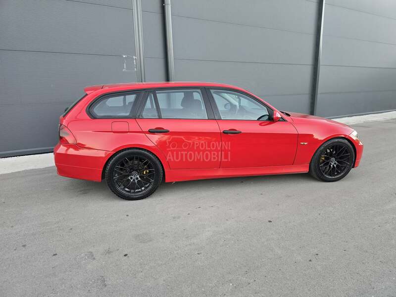 BMW 320 