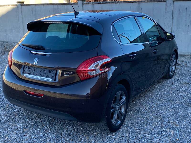 Peugeot 208 1.6 eHDI PA NORAMA