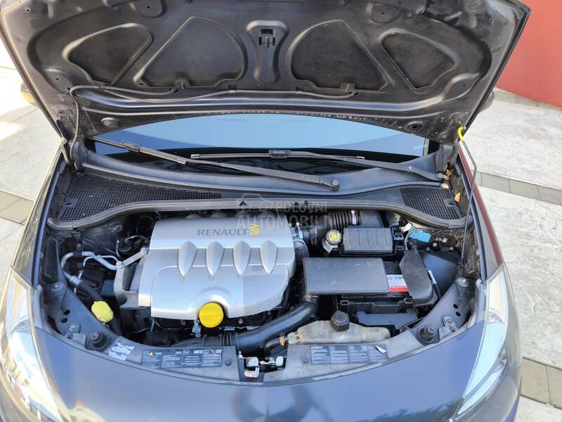 Renault Clio 1.6 16v
