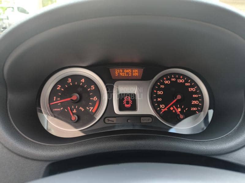 Renault Clio 1.6 16v 88 k.s