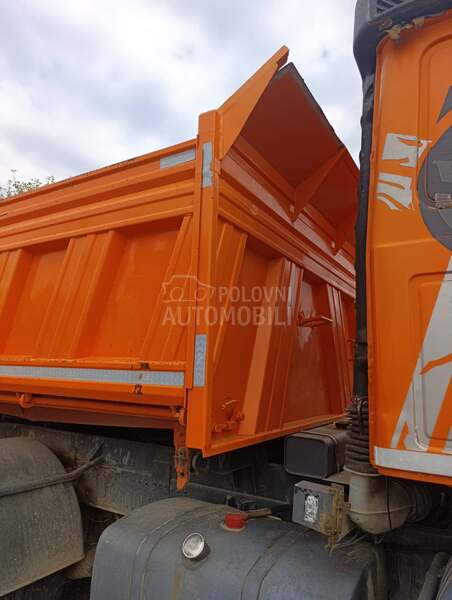 Volvo F12