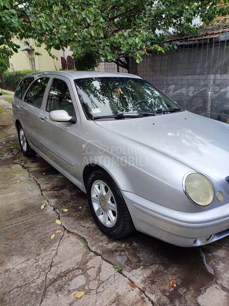 Lancia Lybra 