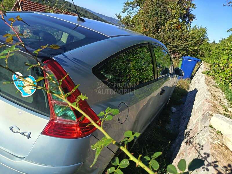 Citroen C4 