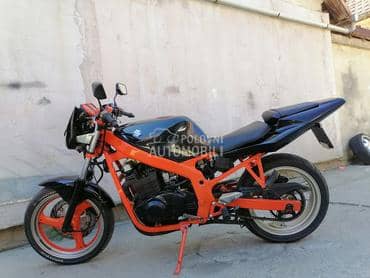 Suzuki GS 500